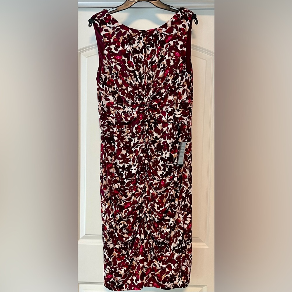 NWT Vince Camuto burgundy/red/white ruched sleeveless dress. Size 16.